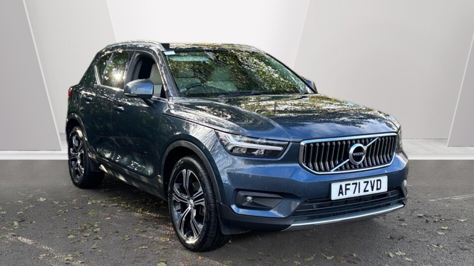 Volvo Xc40 2.0 B4P Inscription Pro 5dr Auto [7 speed] Petrol Estate